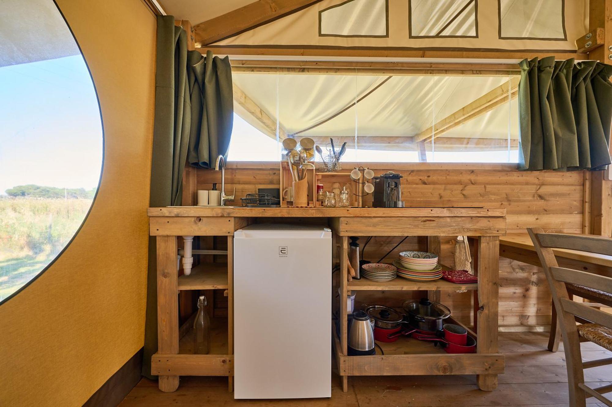 Suite Glamping Vicino Al Mare Пьомбино Экстерьер фото