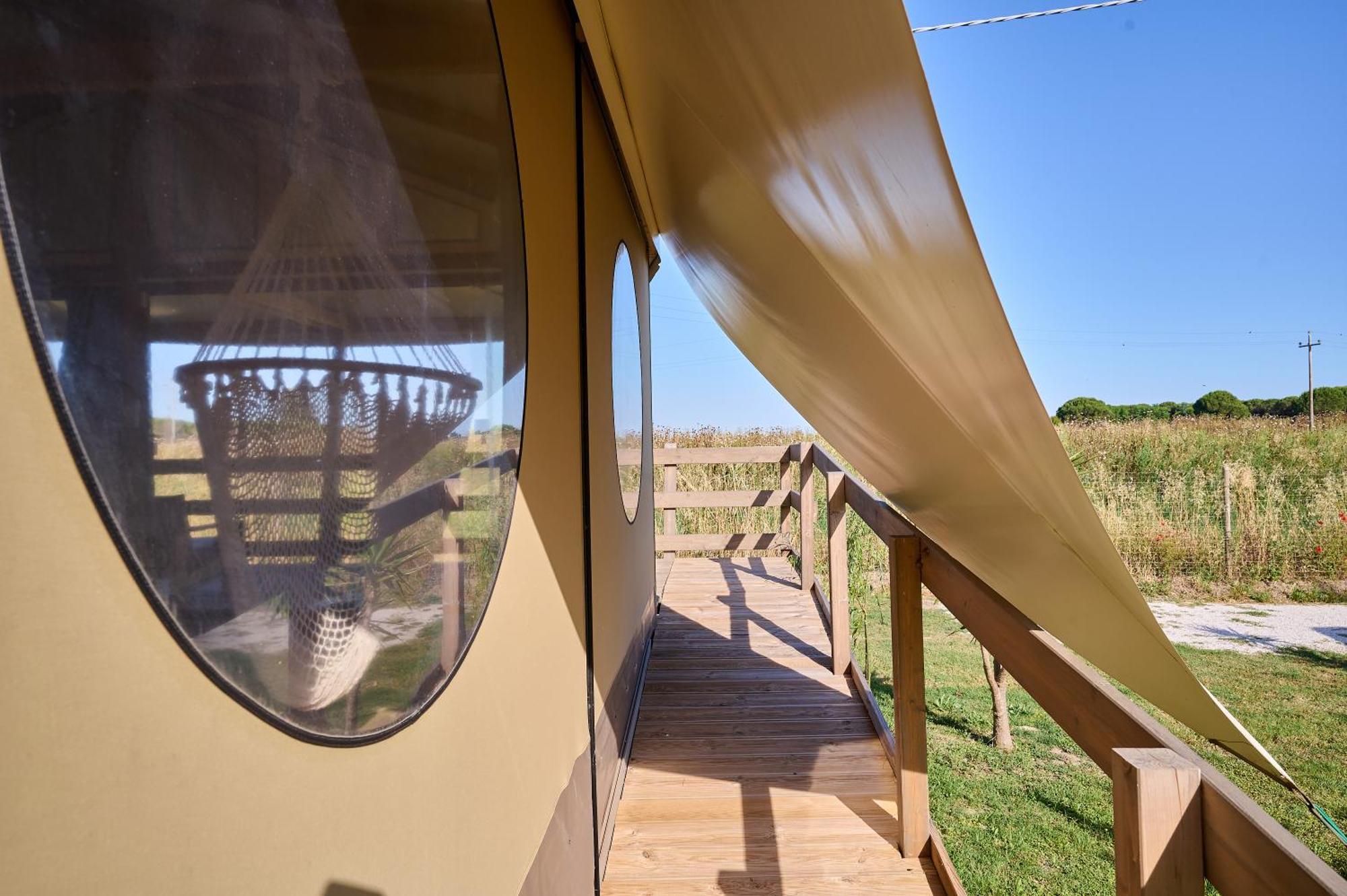 Suite Glamping Vicino Al Mare Пьомбино Экстерьер фото